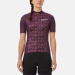 FXR2441235 Giro vrouwen chrono sportshirt stoffige paarse palm barstte