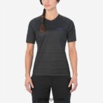 FXR2441296 Giro vrouwen ruige trui zwarte lijnen