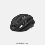 FXR24418 Giro uniseks aries bolvormige helm mat zwart