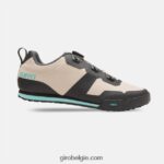 FXR2441127 Giro vrouwen tracker-schoen zandsteen/gierende wintertaling